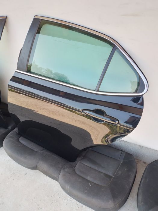 Двері ліва сторона на Toyota Camry XV70 Тойота камрі 17-23 року