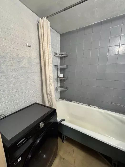 ПРОДАЄТЬСЯ 3-х кімнатна квартира, вул. Кропивницького