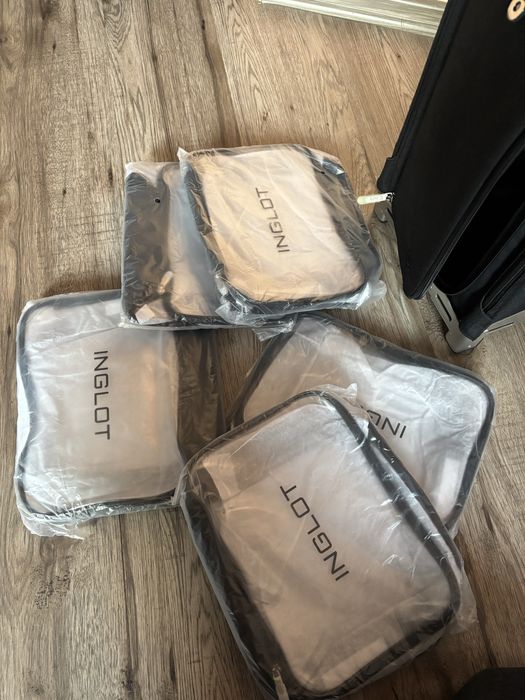 Kufer kosmetyczny ZUCA NOWY