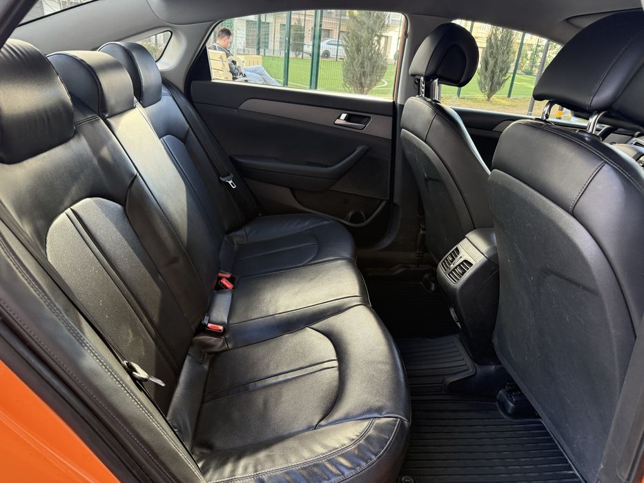 Продам Hyundai Sonata 2016 год автомат