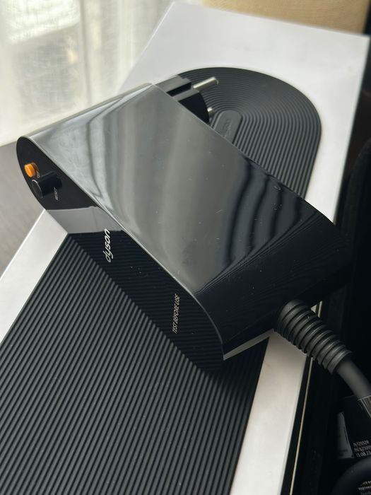 Dyson Airstrait Оригінал Офіційний (Velvet Red/Gold) Дайсон Оригінал