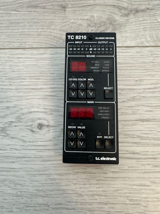 TC Electronic TC 8210 DT