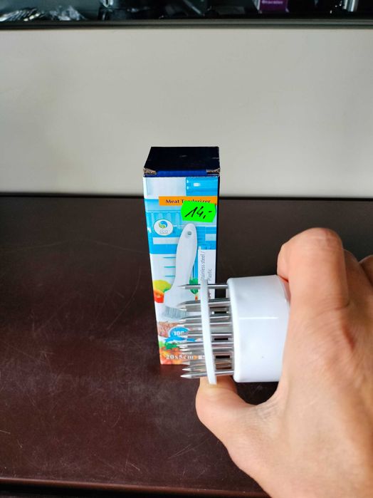 NAKŁUWACZ SIEKACZ do mięsa tłuczek rozbijacz mięs