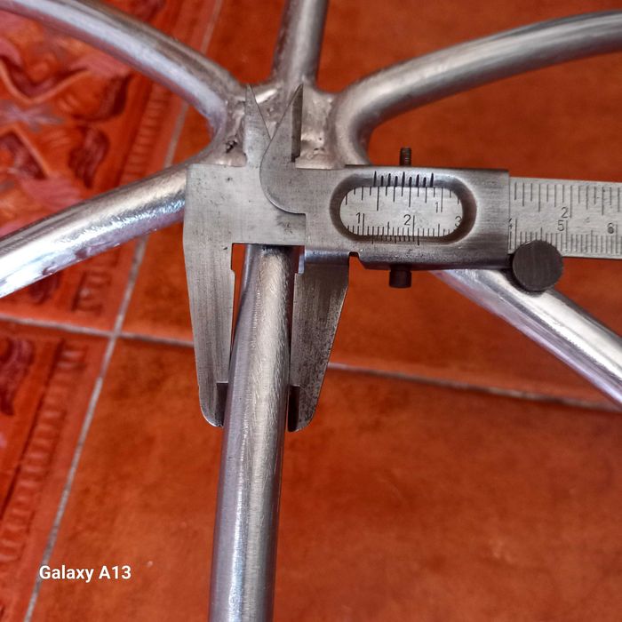 Ferro , ancora para a pedra