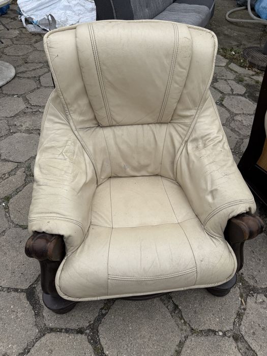 Dwa fotele jednoosobowe skorzanne