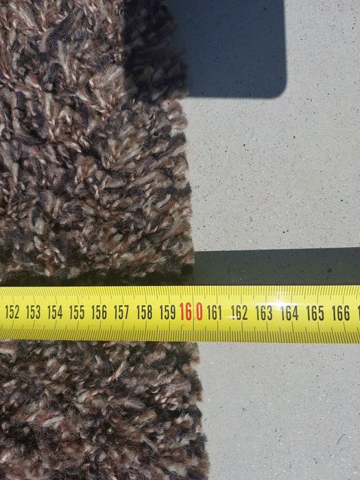 Carpete grande usada...