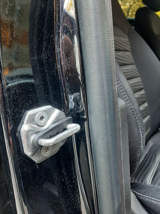 Упор демпфер двери замка Ford fiesta fusion mondeo volvo s60 s80 v60