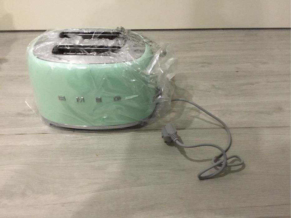 Torradeira SMEG 2 verde-água Matosinhos E Leça Da Palmeira • OLX Portugal