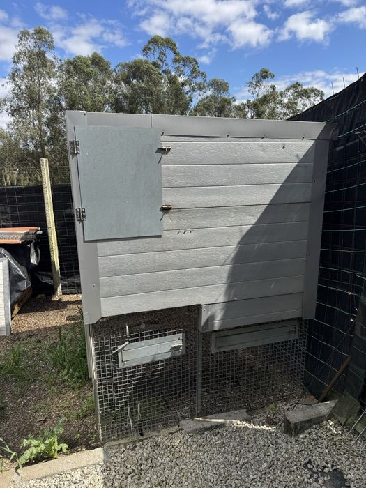 Gaiola / Viveiro para Araras e Papagaios