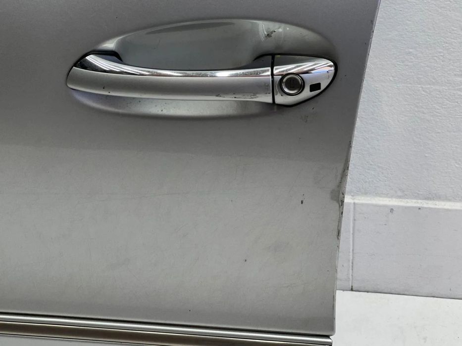 Porta Frente / Trás Direita / Esquerda - Mercedes E W211 (2002)