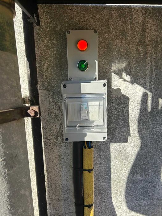 Serviço de manutenção elétrica479210851030814722