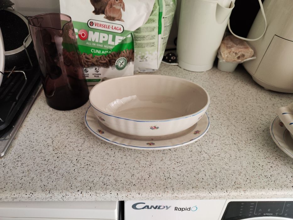 Chávenas e terrinas