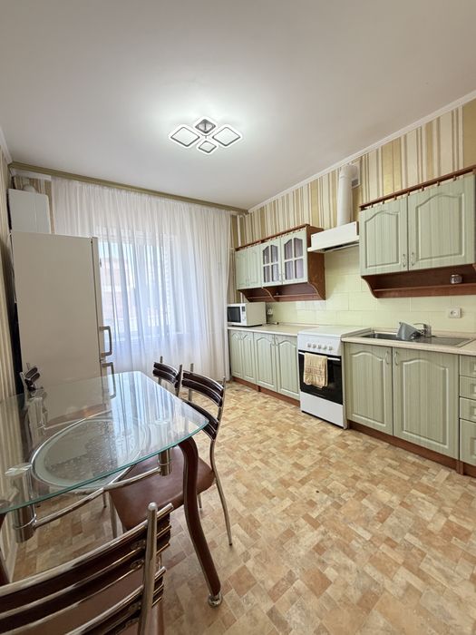Зається 3к квартира Виставка можна з тваринкою Вільна