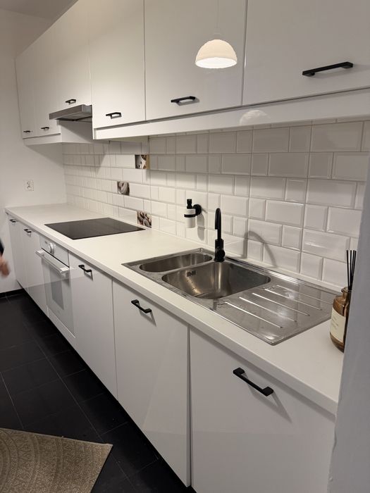 Biala kuchnia ze sprzetem REZERWACJA DO 3.01