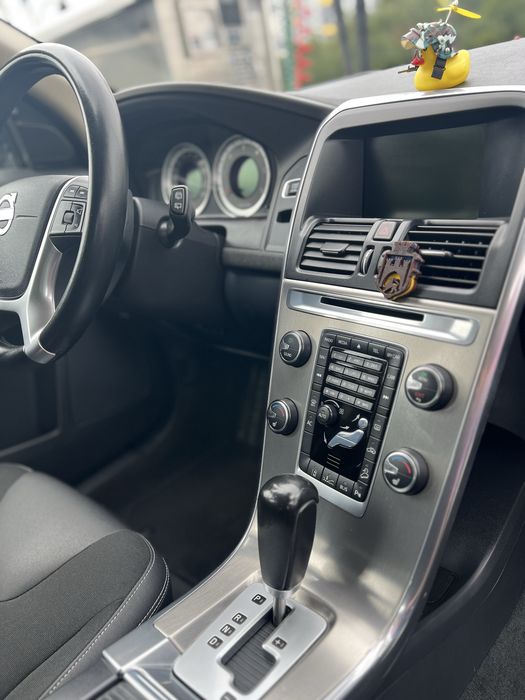 Volvo xs60 2012 пробіг 131