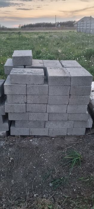 Bloczki betonowe fundamentowe 38/24/12 - B20