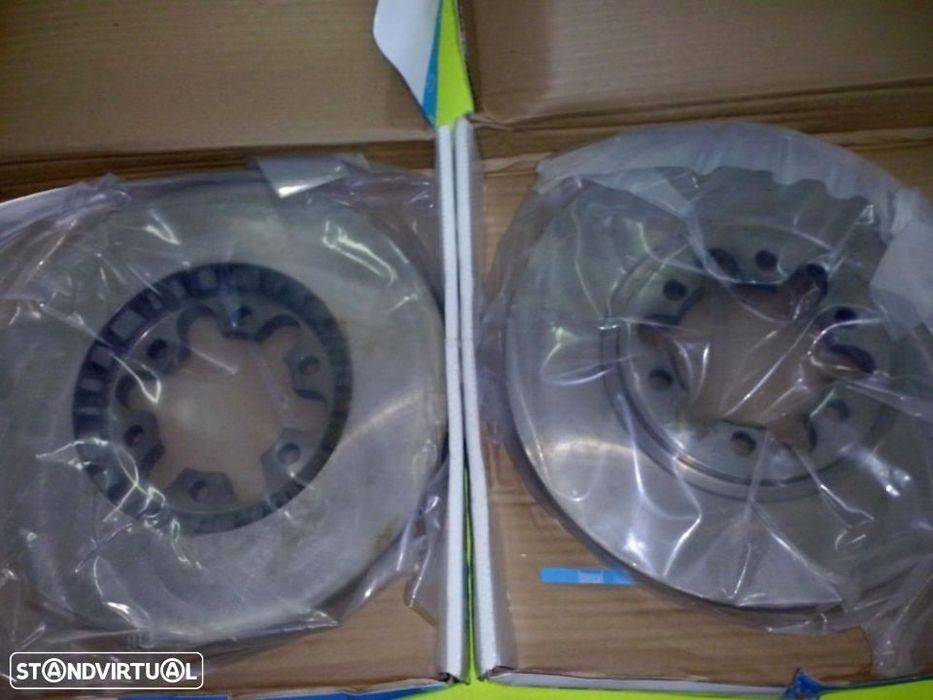 Par Discos travão Nissan Cabstar F22 Até 1988