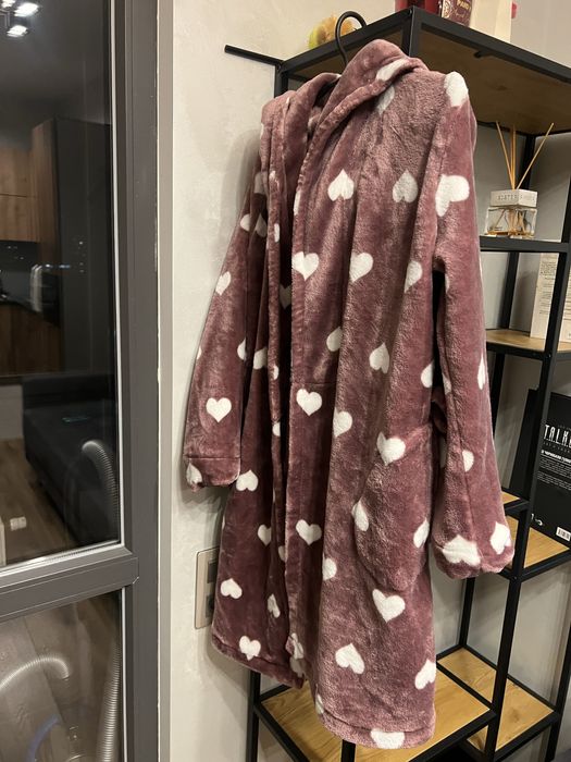 Теплий,рожевий халат