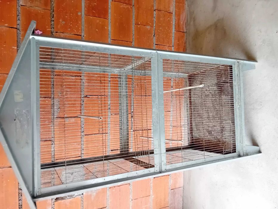 Gaiolas para ceder ou trocar por aves