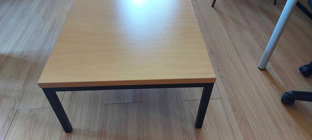 Mesa de apoio escritório