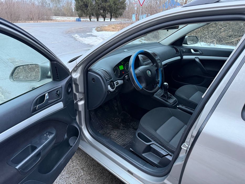 Продам Skoda Octavia  A5, 1,6 МРІ/газ