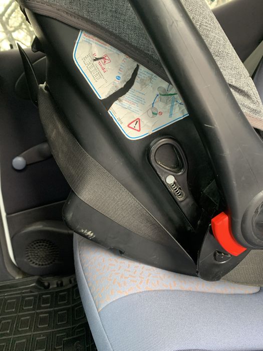 Автокрісло 0+ для новонароджених