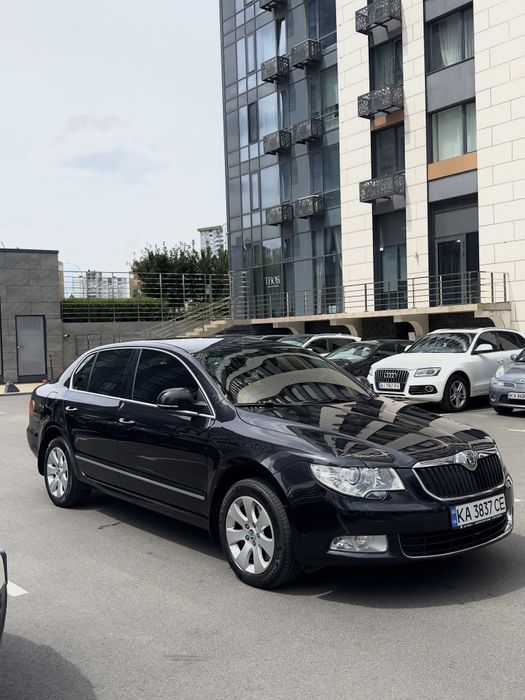 Skoda SuperB 2012