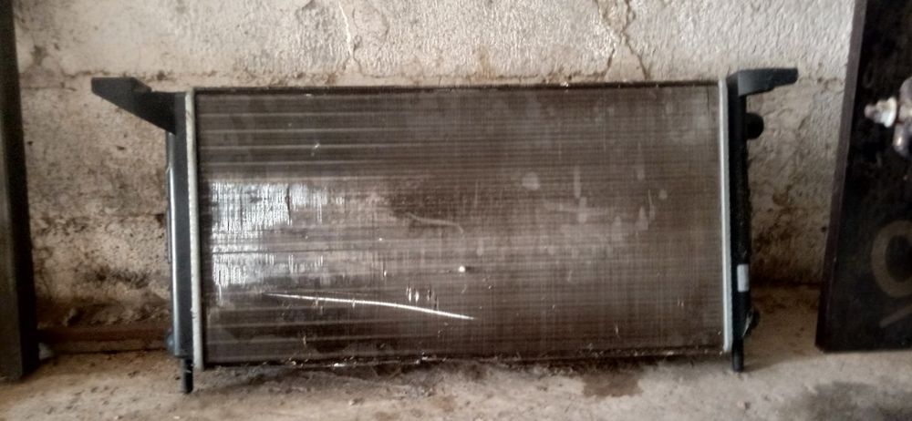 Радиатор на форд ескорт