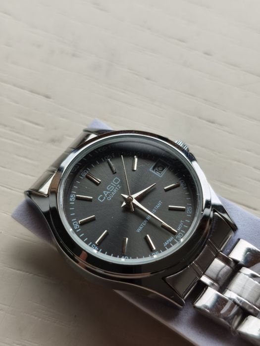 Casio relógio de mulher NOVO