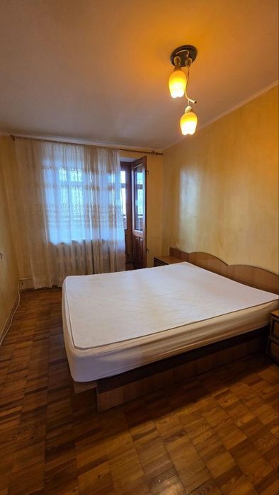 Продам 3-кімнатну квартиру на Жукова. Одеса Таїрова (340-154)