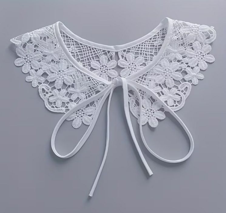 Новий накладний комір