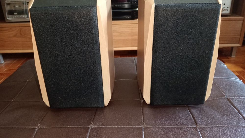 Colunas de som dynavox