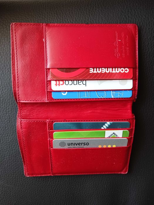 Carteira em pele da Alfa Romeo