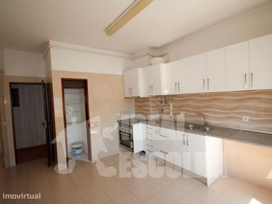 T2 AMORA 275 000€