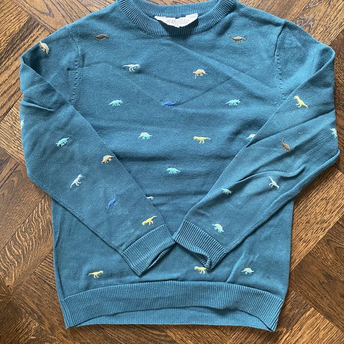 Sweter H&M motyw dinozaury 122/128