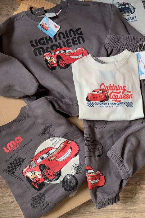 Костюм з маквіном на флісі