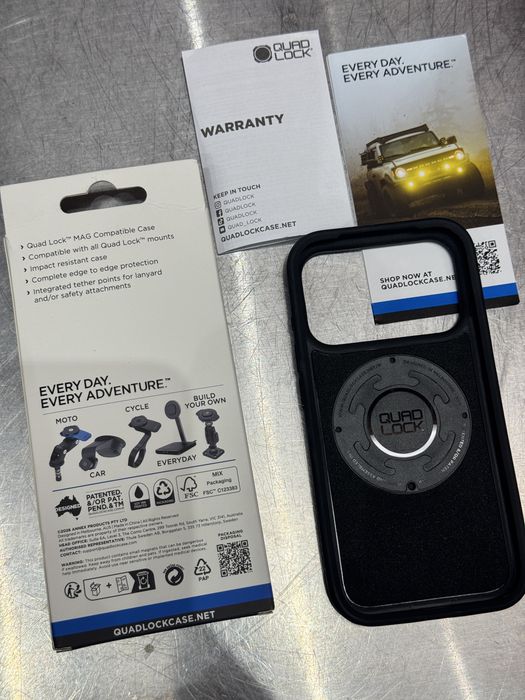 Etui Quad Lock Mag Iphone 18 pro Black