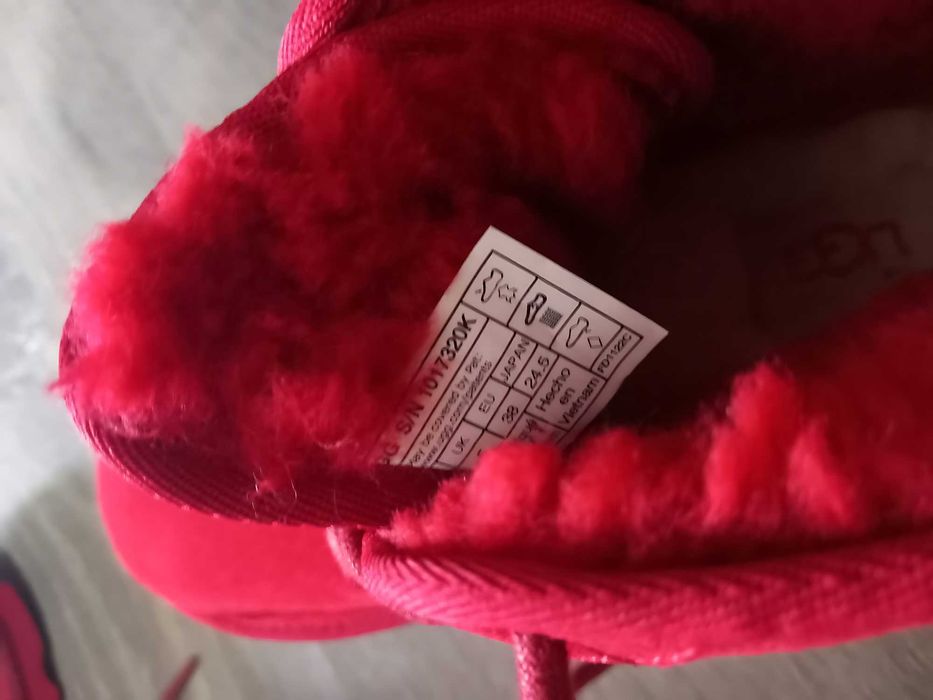Жіночі зимові черевики UGG червоні 38р.