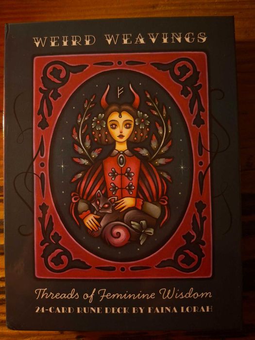 LIQUIDAÇÃO TOTAL RARA COLEÇÃO INDIE 6 Tarot + (1 oferta ) + 8 Oráculos