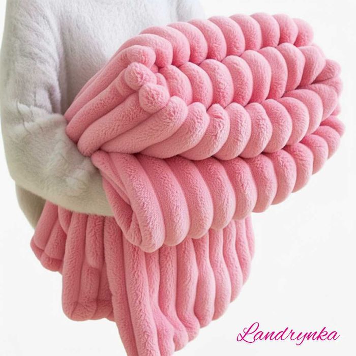 Puszysty gruby tłoczony koc narzuta na łóżko pled w pręgi 200x220