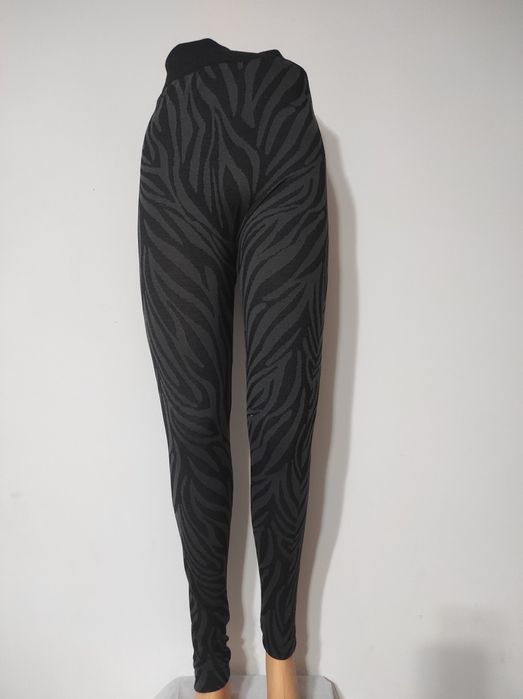 NOWE Damskie wzorzyste grubsze legginsy rozmiar S
