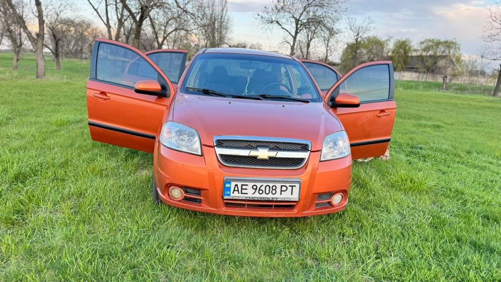 Продам Шевроле Авео т250 LT