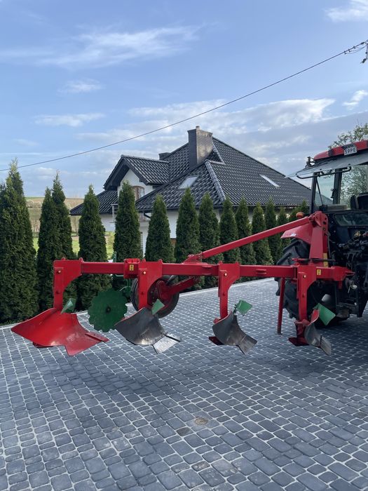 Pług Unia TUR 35 3+1