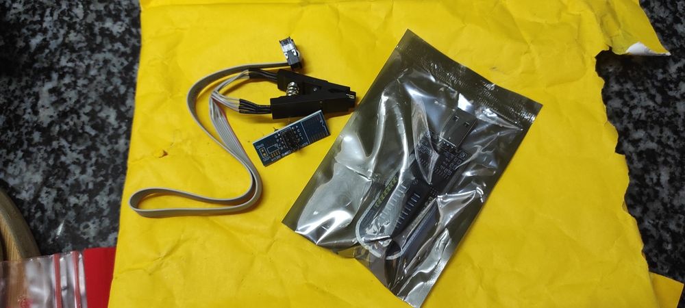 Chip programador CH341A EEPROM