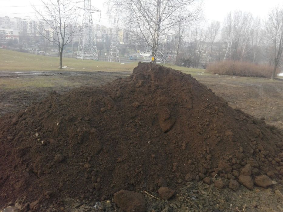 Sprzedam humus, ziemie ogrodową