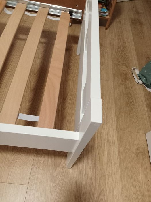 Vendo cama e colchao criança