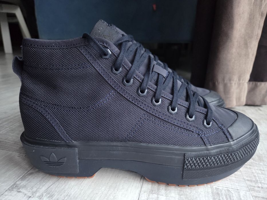 Adidas nizza trek