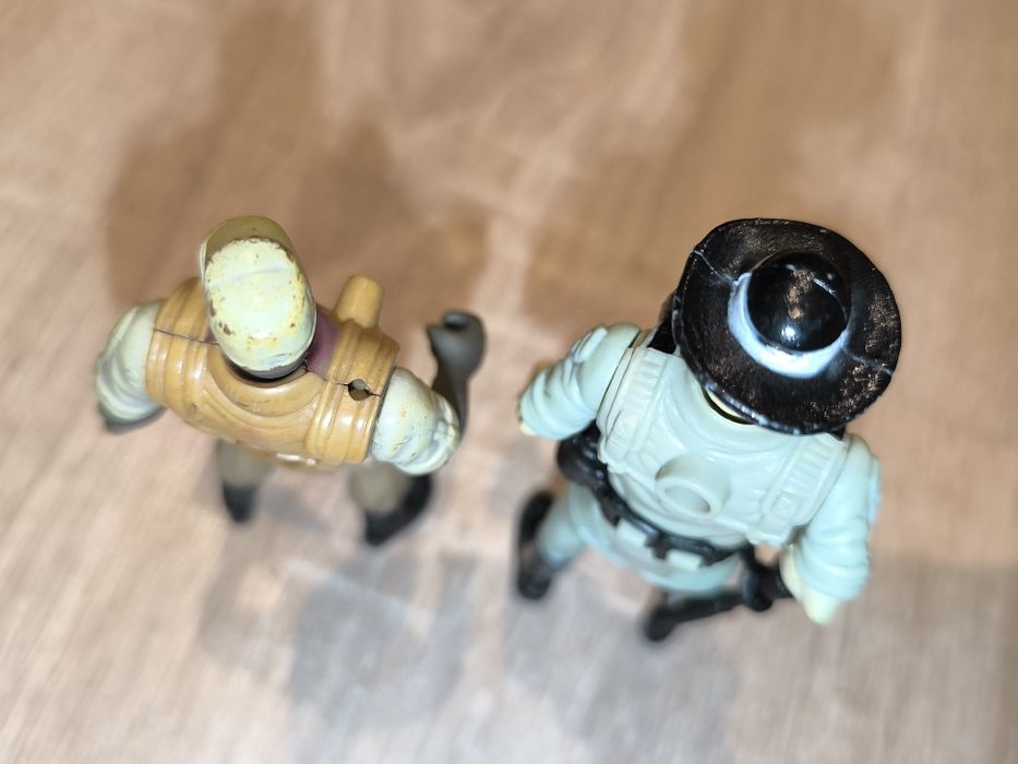 Zabytkowe 2 Figurki Żołnierzy/Zestaw/Wysokość 10 cm i 9 cm