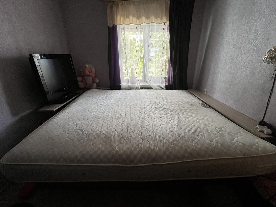 Матрас Dusseldorf 200*180 с кроватью 210*190