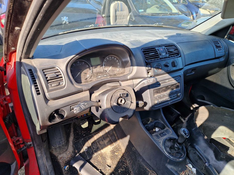 skoda FABIA II lift deska rozdzielcza kokpit roomster praktik